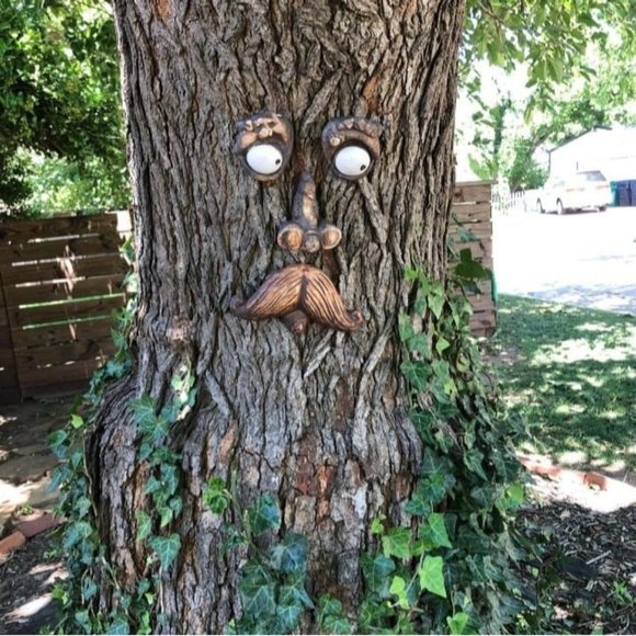 'Old Man' Tree Hugger - Yard Decorations - Whimsical Tree Sculpture - Picture 1 of 2